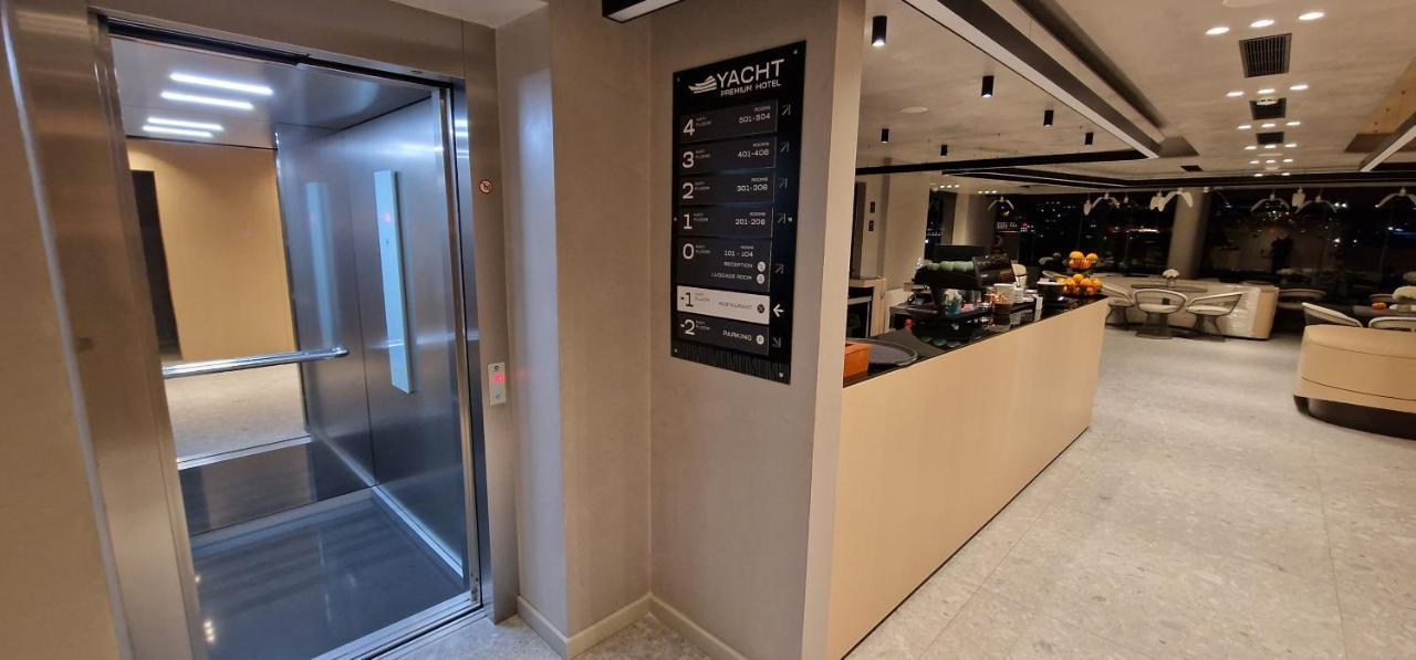 Yacht Premium Hotel Saranda Dış mekan fotoğraf