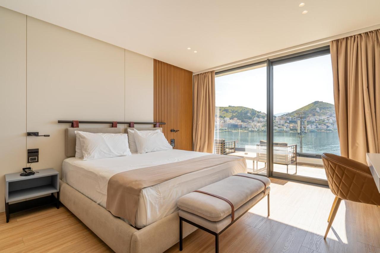 Yacht Premium Hotel Saranda Dış mekan fotoğraf